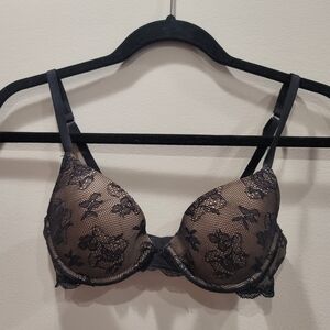 Victoria's Secret Demi Uplift Biofit Black Lace Bra - 32C